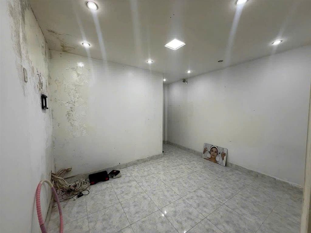 Cho thuê nhà nguyên căn mặt tiền kinh doanh đa ngành giá 40 triệu đường Phan Đình Phùng