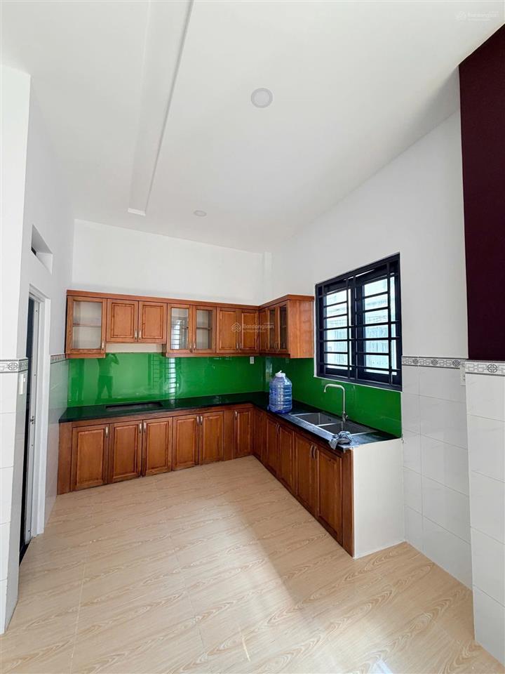 Nhà khu đường gò xoài 11 x 19m, 1 lầu 1 st (6pn, 6wc)