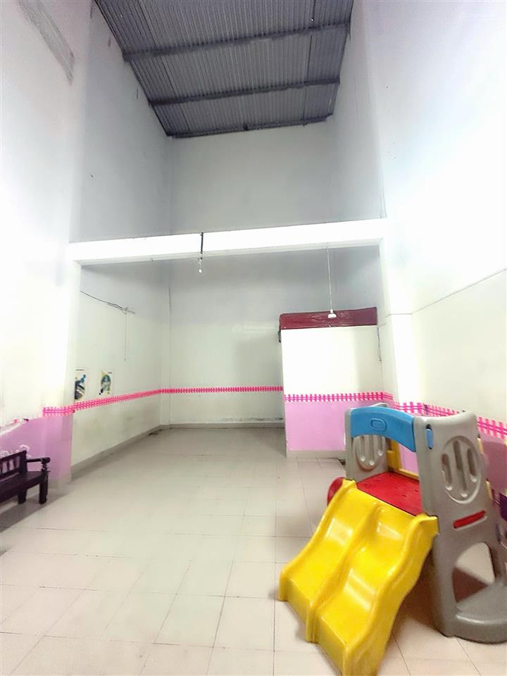 Nhà 6 x 33m, 1 lầu (2pn, 2wc) đường miếu gò xoài, bình tân