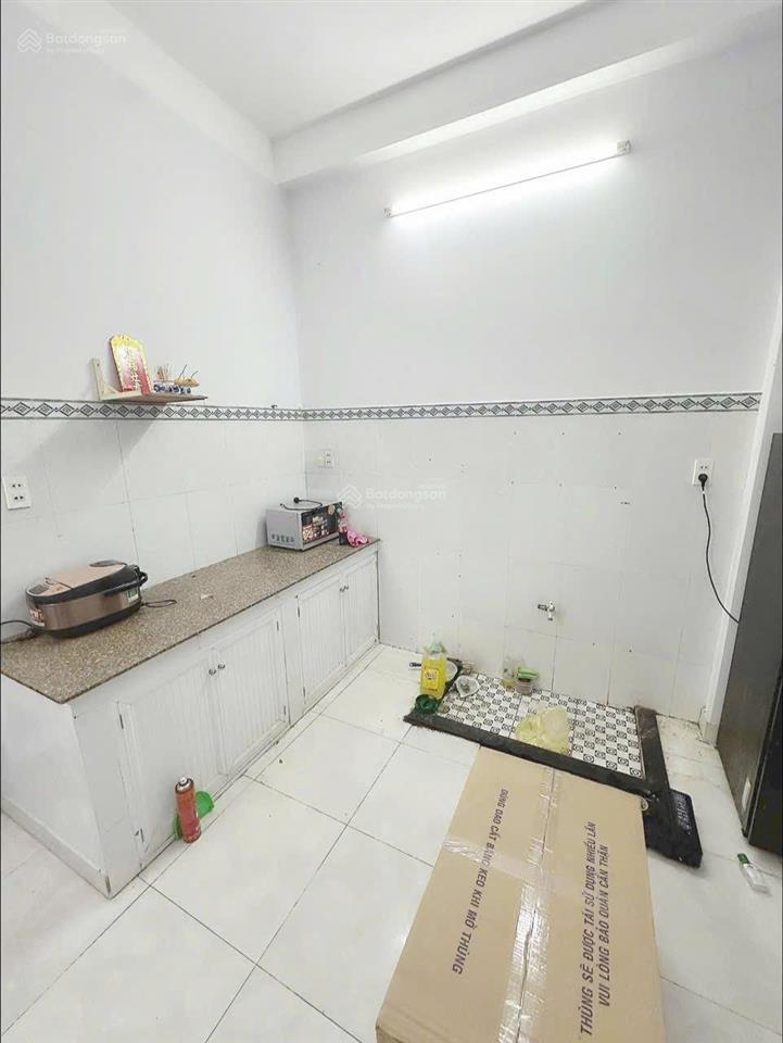Nhà thuê 4m x 12m, 2 lầu st (2pn, 3wc) khu gò xoài, bình tân