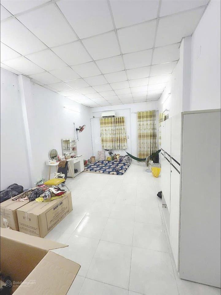 Nhà thuê 4m x 12m, 2 lầu st (2pn, 3wc) khu gò xoài, bình tân