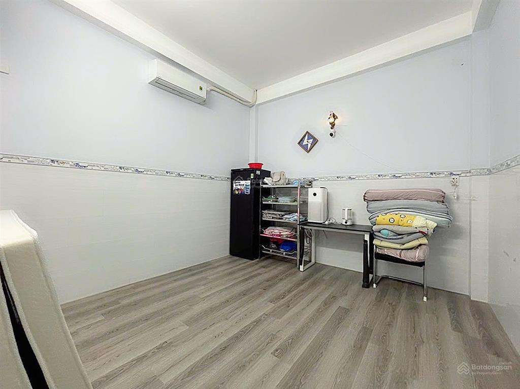 Nhà đẹp [5 x 16] 2 lầu (4pn, 3wc) sẵn 3 máy lạnh, hương lộ 2 (bv bình tân)