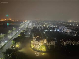 Em cần cho thuê căn hộ 3pn 2vs không đồ tại vinhomes symphony. view công viên khủng long.