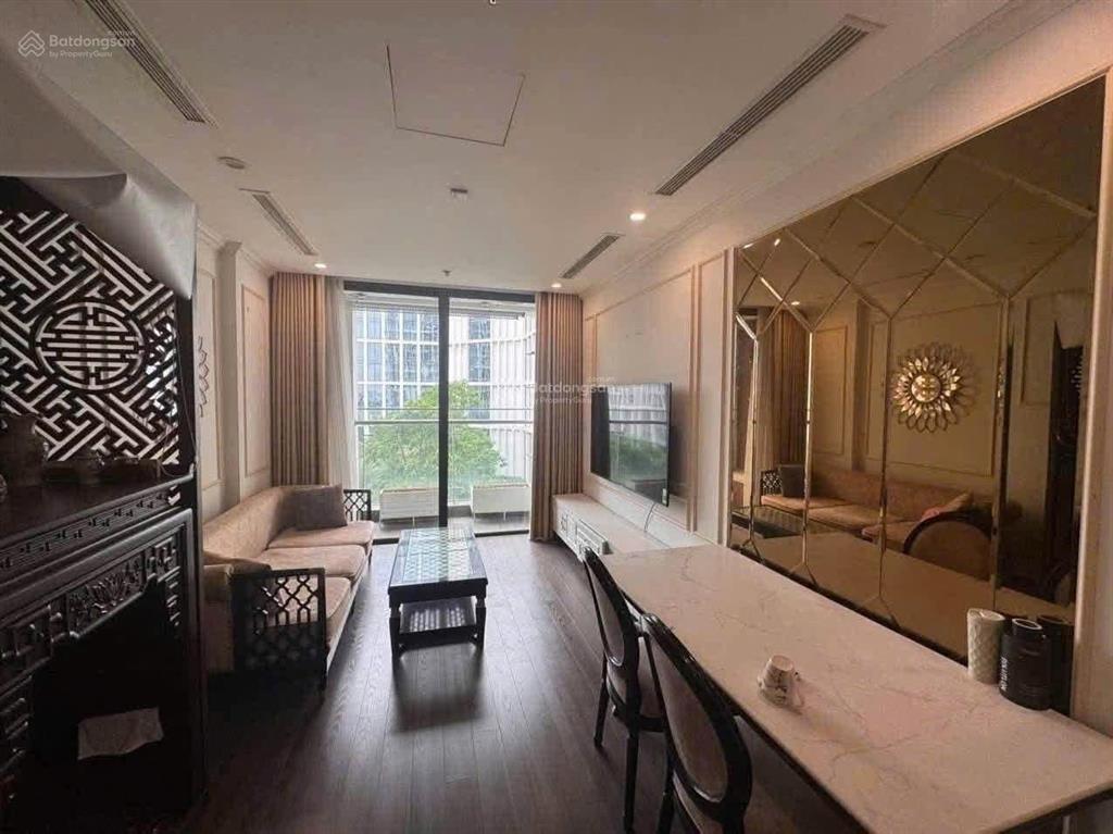 Bán gấp căn hộ 2pn2vs  vinhomes symphony full nội thất  giá cực tốt.  0972 092 ***