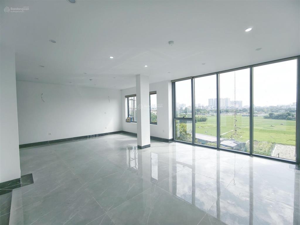 Cho thuê văn phòng 70m²  10tr tại yên xá, mặt tiền 8m6, tòa nhà mới hoàn thiện