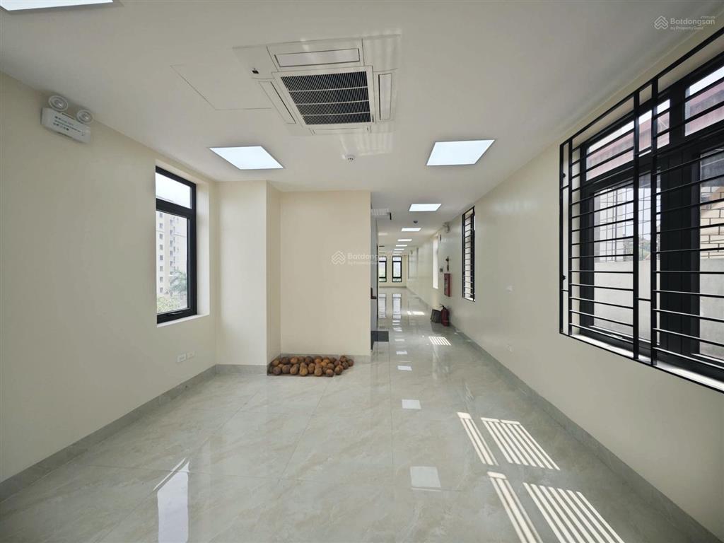 Cho thuê văn phòng tại nguyễn khuyến, 18 triệu, 100m², giá cực chất