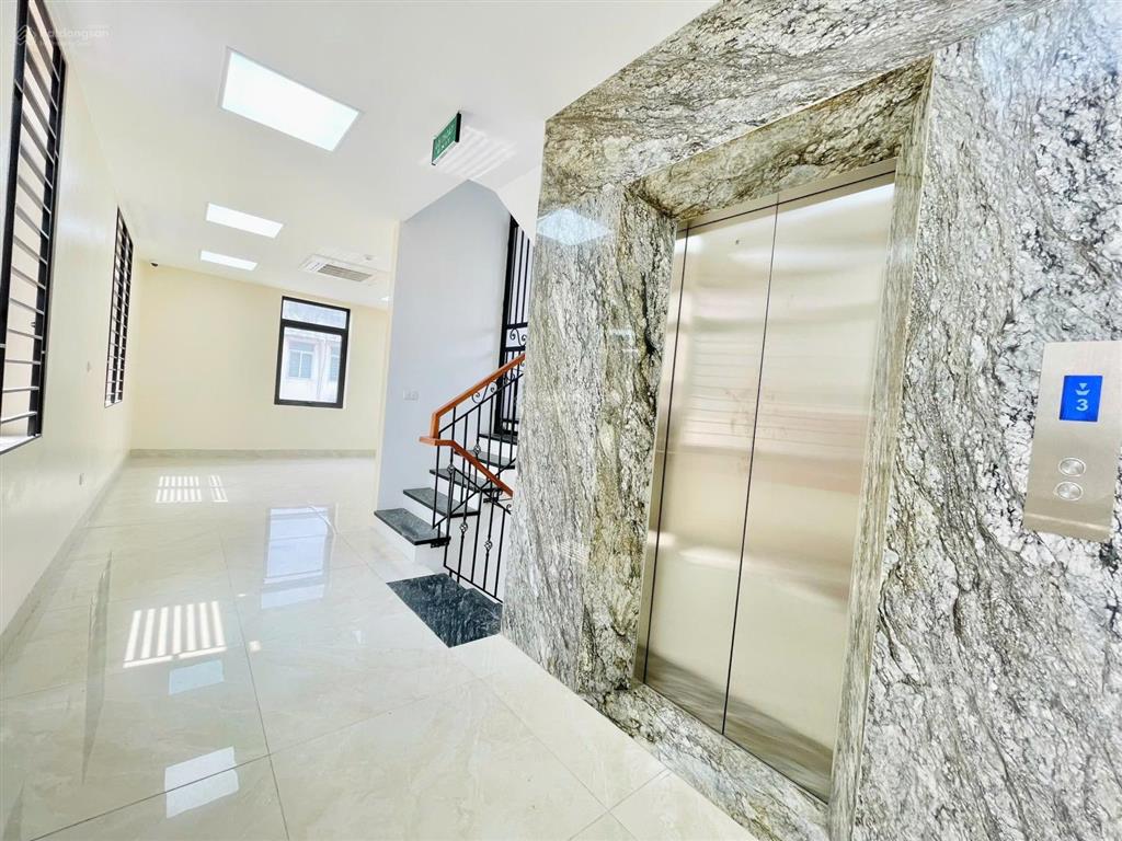 Cho thuê văn phòng tại nguyễn khuyến, 18 triệu, 100m², giá cực chất