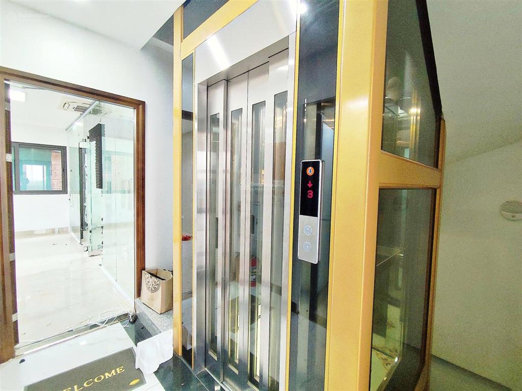 Cho thuê văn phòng 90m², 12tr5, chia sẵn 2 phòng, có tầng hầm, thang máy, pccc tại tc5 yên xá