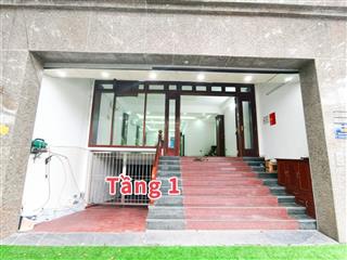 Cho thuê văn phòng 3 tầng, tổng diện tích 300m2 tại văn phú, có hầm và thang máy, đủ điều hòa