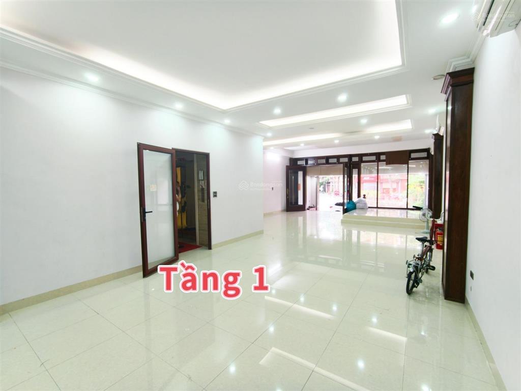 Cho thuê văn phòng 3 tầng, tổng diện tích 300m2 tại văn phú, có hầm và thang máy, đủ điều hòa