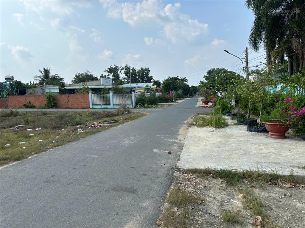 Bán gấp lô đất 767m2, đường bà triệu, thị trấn tân châu, tỉnh tây ninh