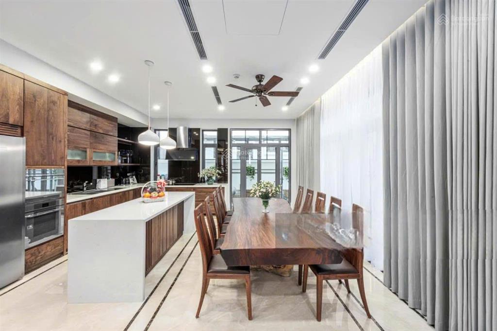 Chính chủ gấp bán nhà hxh trường sa, p12, q3 cn = 39.1m2, 3 tầng. chỉ 8,5 tỷ tl