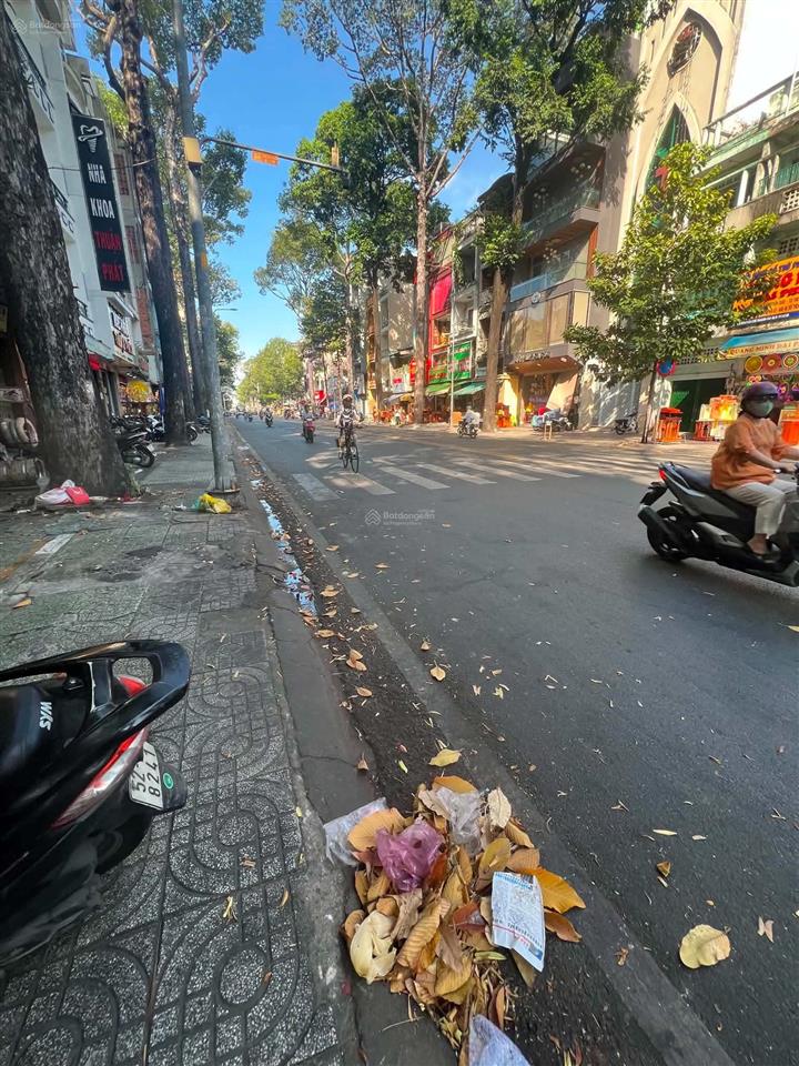 Nhà mt nguyễn chí thanh, p. chợ lớn, dt 3,9 x 9m