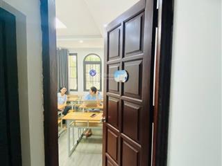 Bán gấp nhà trần quốc hoàn  cầu giấy  ngõ oto thông 36m, 4t, mt3,5m, giá 13tỷ