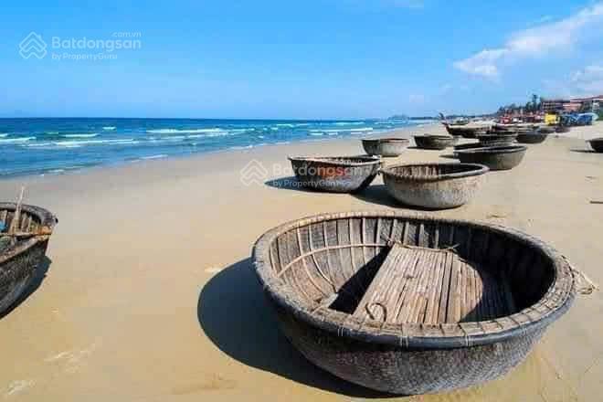 Cần bán lô góc 2 mặt tiền làng chài tân thành hội an.dt365m .đường rộng 13,5m.giá42 triệu/m