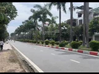 Bán ô đất biệt thự siêu vip tại đường quang trung  việt trì  phú thọ sẵn sổ đỏ. l/h 0977 040 ***