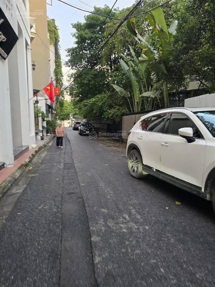 Bán đất tư đình  cổ linh sát khu biệt thự minh tâm 50m mặt tiền 4,8m. ô tô vào tận đất chỉ 178tr/m