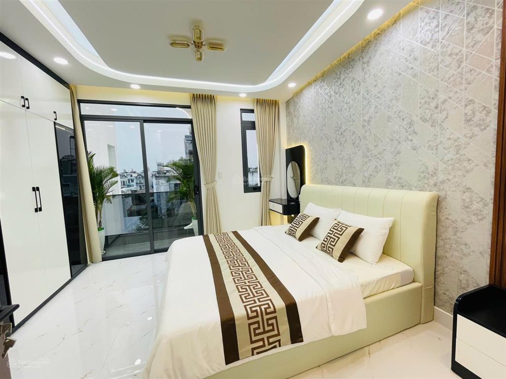 Nhà phố cao cấp mới tinh 5 tầng gần đại học giao thông huỳnh thị hai tân chánh hiệp, q12.