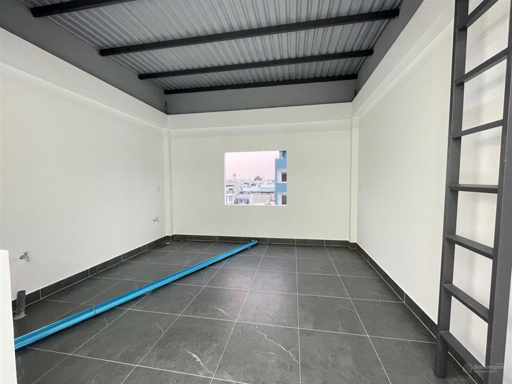 Nhà phố cao cấp mới tinh 5 tầng gần đại học giao thông huỳnh thị hai tân chánh hiệp, q12.