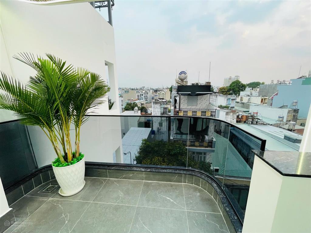 Nhà phố cao cấp mới tinh 5 tầng gần đại học giao thông huỳnh thị hai tân chánh hiệp, q12.