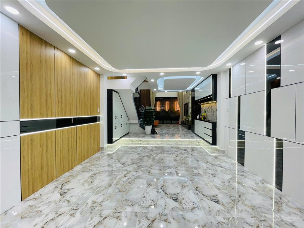 Nhà phố cao cấp mới tinh 5 tầng gần đại học giao thông huỳnh thị hai tân chánh hiệp, q12.