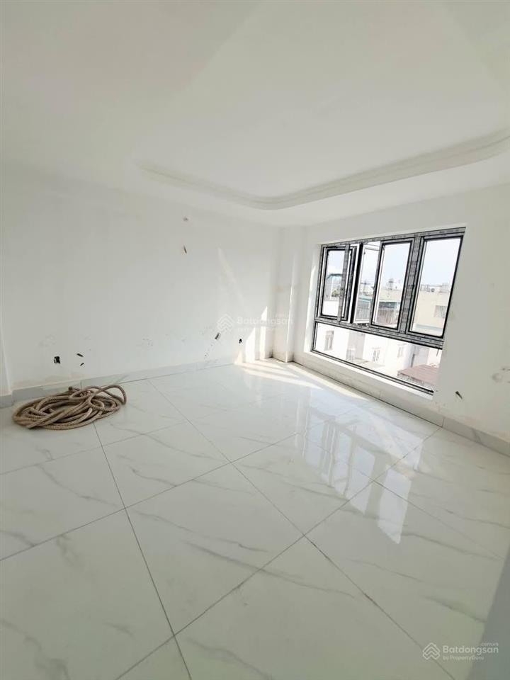 Hẻm 6m xe hơi tới nhà 5 tầng hiện đại 56m  gần aeon mall bình tân.