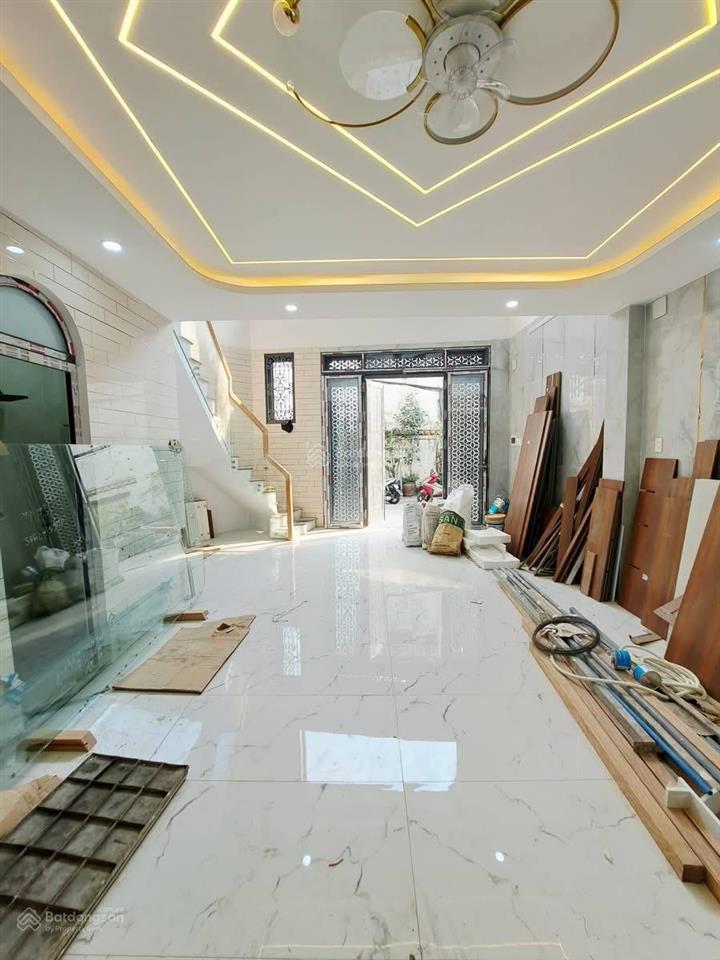 Hẻm 6m xe hơi tới nhà 5 tầng hiện đại 56m  gần aeon mall bình tân.