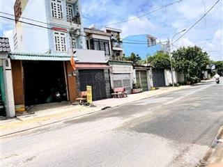 Nhà mặt tiền tân xuân 2  3 tầng btct  128m2  giáp tô ký tiện di chuyển về các quận trung tâm.