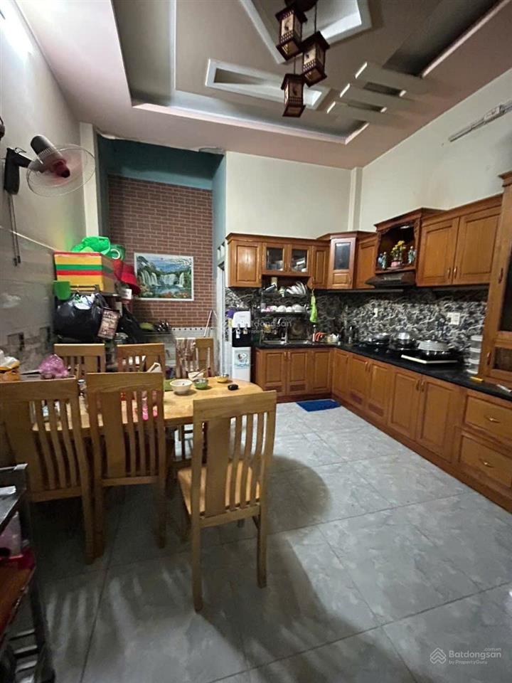 Nhà mặt tiền trần thị hè q12, 4 tầng có vỉa hè. phù hợp mở vp, spa, shop khai thác là có dòng tiền.