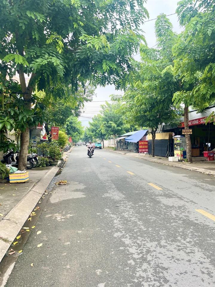 Nhà mặt tiền nguyễn thị bẩy  3 tầng 120m2  vị trí đắc địa  gần hiệp thành city quận 12.