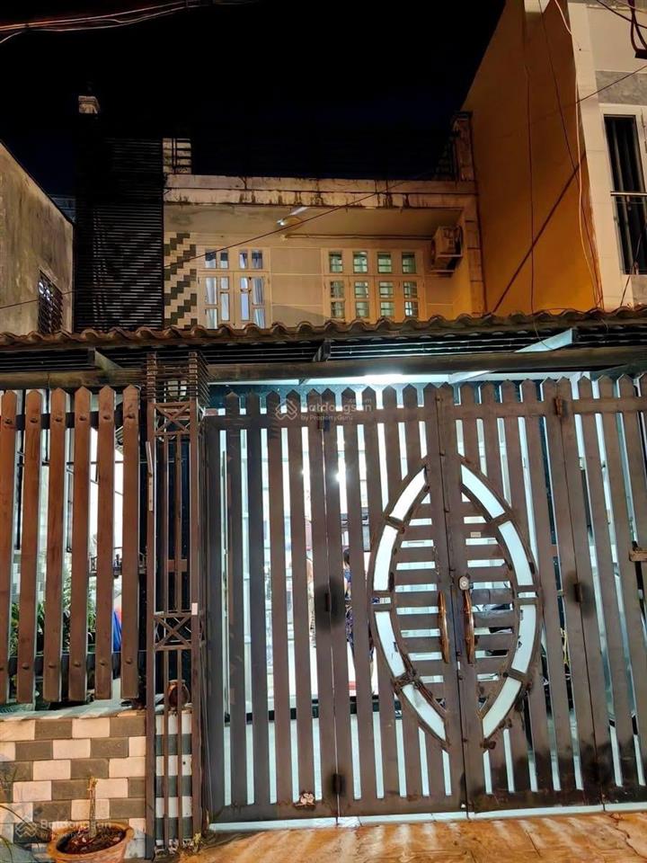 Nhà 3 tầng đúc mặt tiền đường tân hiệp 15  đường nhựa 12m có lề  kinh doanh đỉnh. giá chỉ 3,7 tỷ