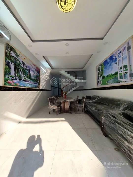 Mặt tiền chợ hiệp thành quận 12, 2 tầng 64m2. vừa ở vừa kinh doanh.