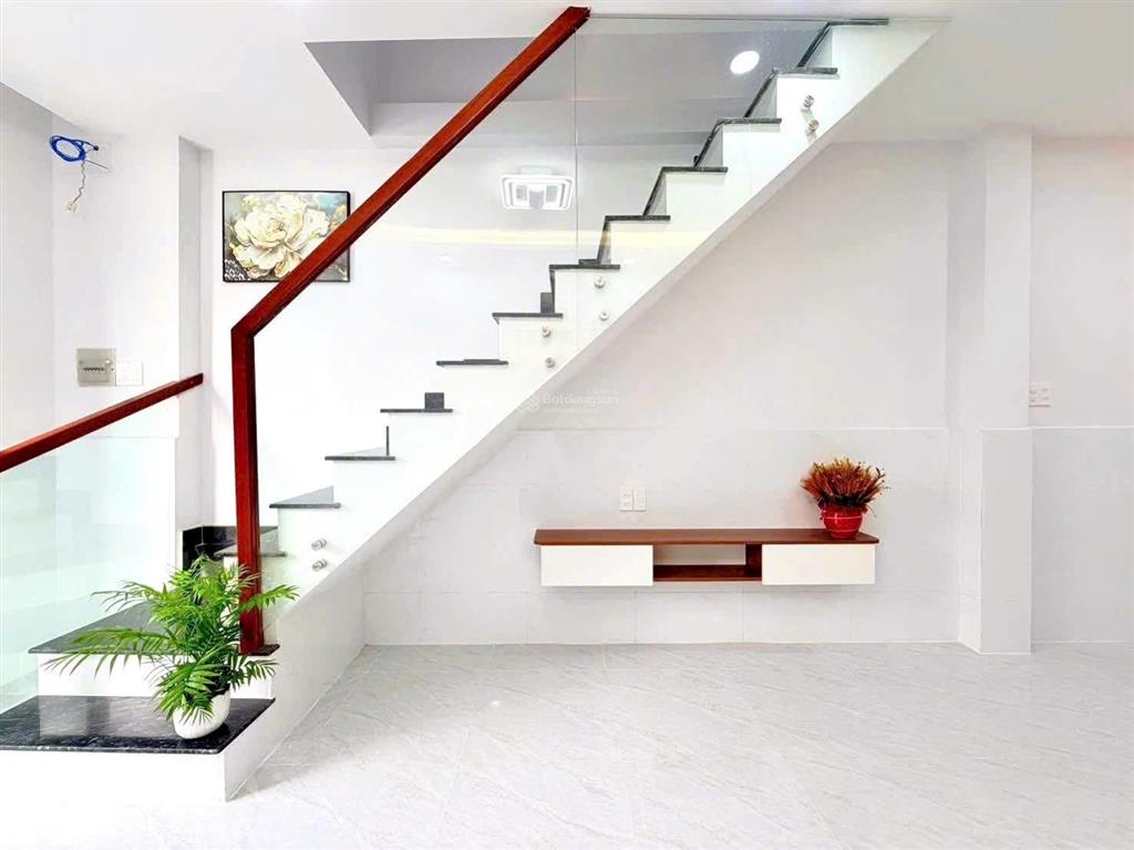 Nhà mới 2 tầng hiệp thành q12 40m, gần metro chỉ 3.59 tỷ tl.