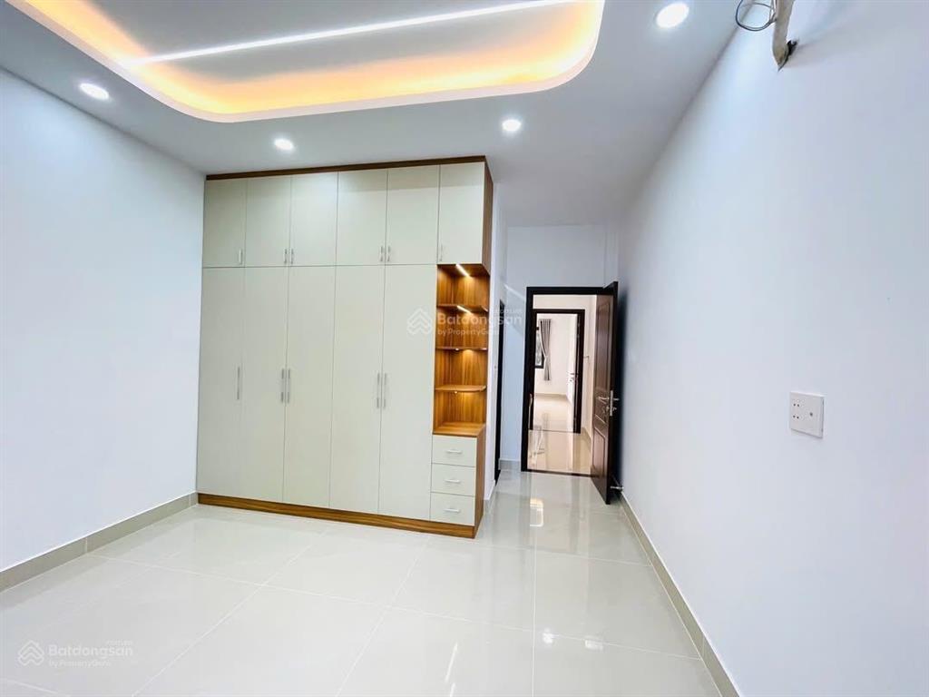 Nhà 4 tầng mởi 100% tk hiện đại, sát bên trường lê văn thọ. xe hơi tới cửa nguyễn thị đặng, quận 12
