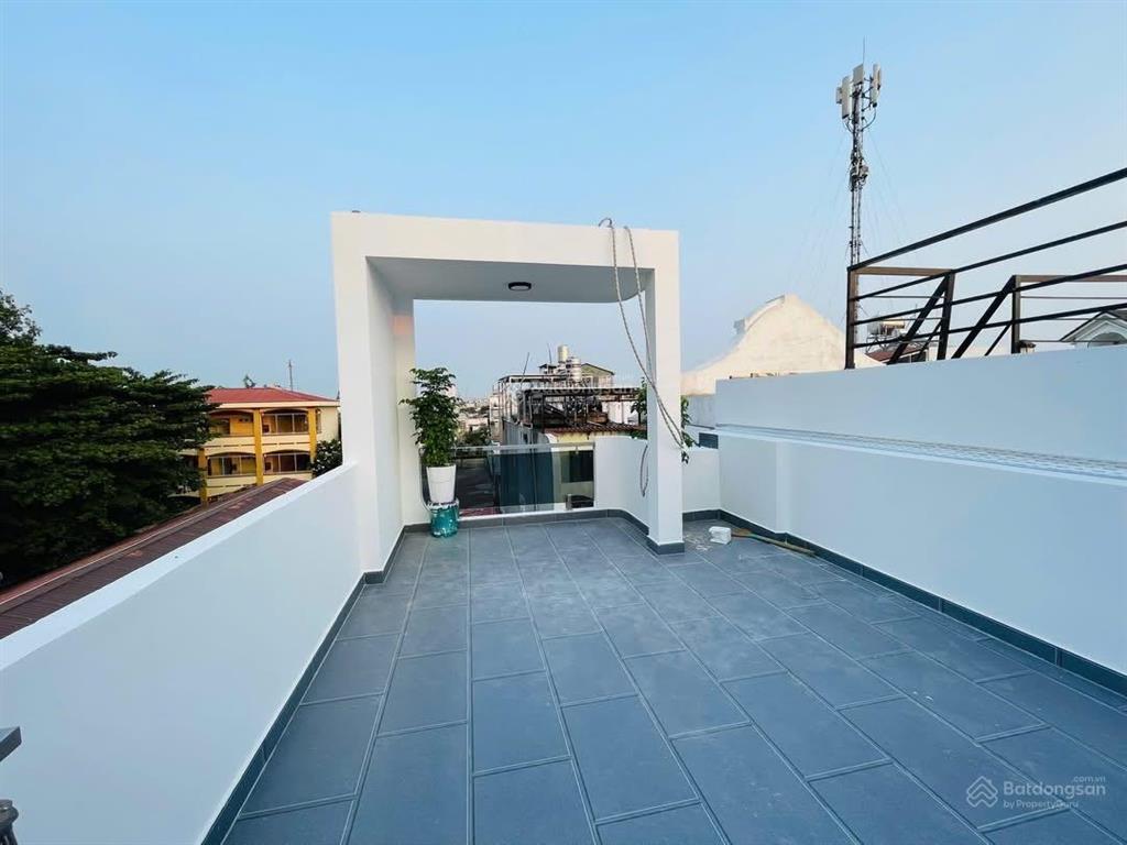 Nhà 4 tầng mởi 100% tk hiện đại, sát bên trường lê văn thọ. xe hơi tới cửa nguyễn thị đặng, quận 12
