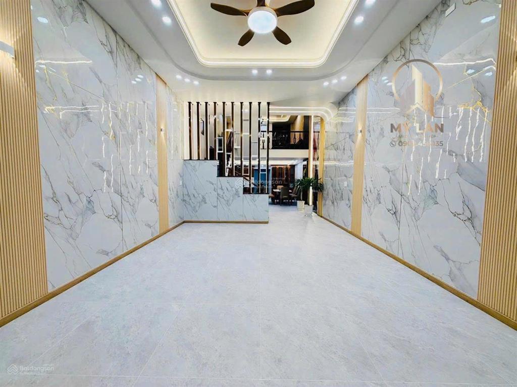 Biệt thự phố 4 tầng 2 mặt tiền hẻm xe tải trước sau 1sẹc đường dương thị mười full nội thất cao cấp