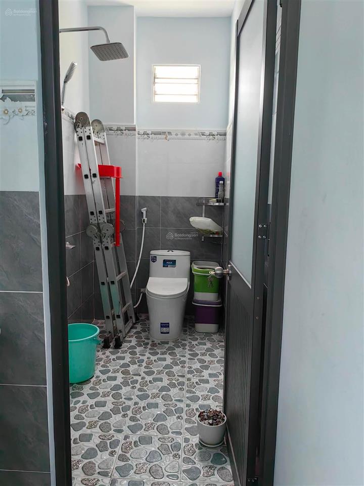 Mặt tiền tân hiệp 30 thị trần hóc môn, 127m2. nhà đẹp như mới chỉ 4.5 tỷ tl.