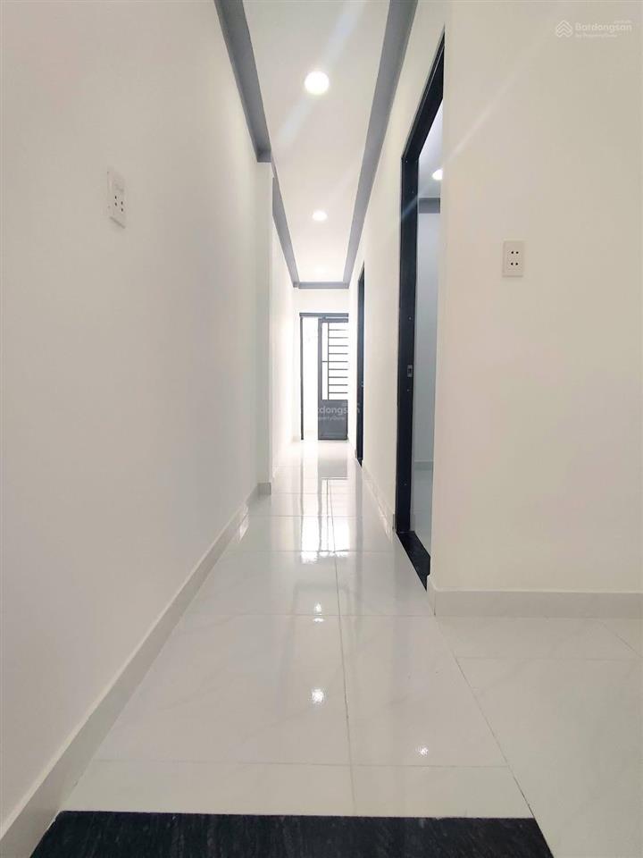 Nhà 2 tầng  96m2  đường nhựa 6m tân xuân 2  tiện vừa ở vừa kinh doanh buôn bán.