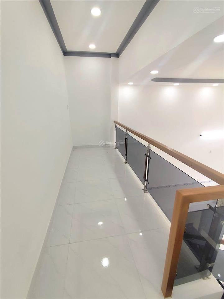 Nhà 2 tầng  96m2  đường nhựa 6m tân xuân 2  tiện vừa ở vừa kinh doanh buôn bán.