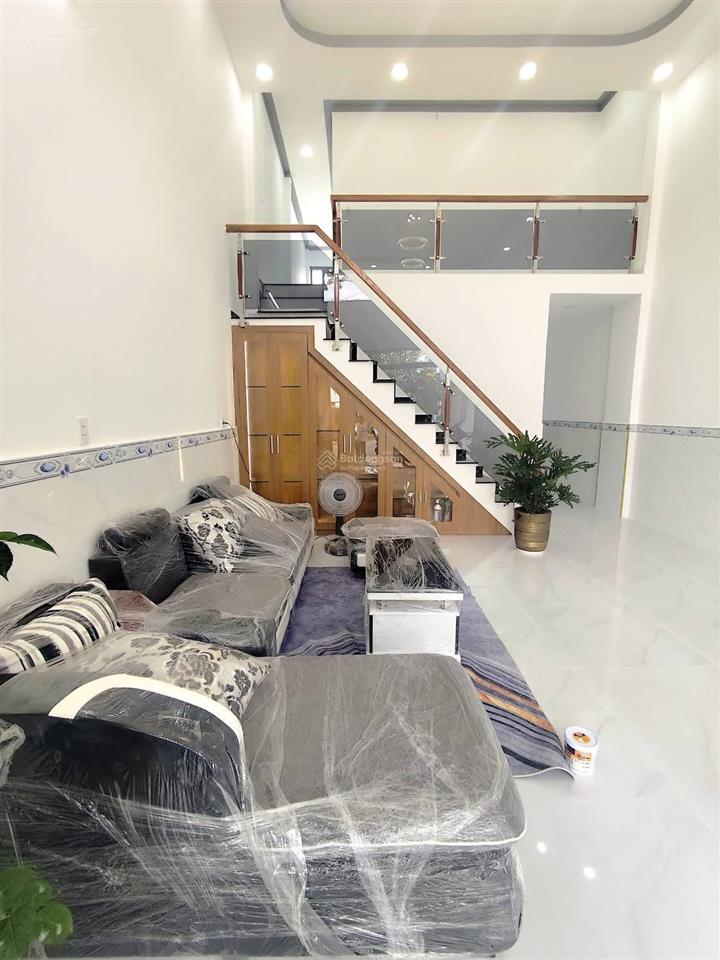 Nhà 2 tầng  96m2  đường nhựa 6m tân xuân 2  tiện vừa ở vừa kinh doanh buôn bán.