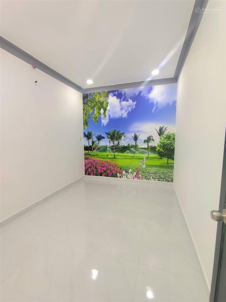 Nhà 2 tầng  96m2  đường nhựa 6m tân xuân 2  tiện vừa ở vừa kinh doanh buôn bán.