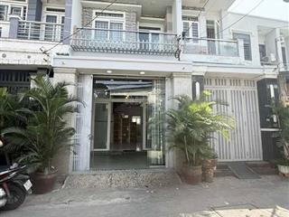 Siêu phẩm 63m 3 tầng btct hẻm ô tô thông, sát mặt tiền đông bắc tiện ích bủa vây gần bệnh viện q12