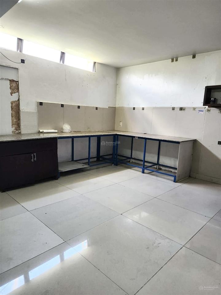Siêu hot nhà mặt tiền tân hiệp 39. 127m², full thổ cư ngang 5m, nhà đẹp vào ở ngay. chỉ 4,6 tỷ tl.