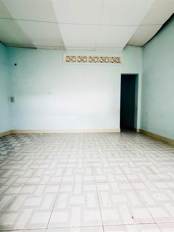 Siêu hot chỉ 2,5 tỷ 50m2 shr hxh, gần chợ ủy ban đông thạnh giáp quận 12.