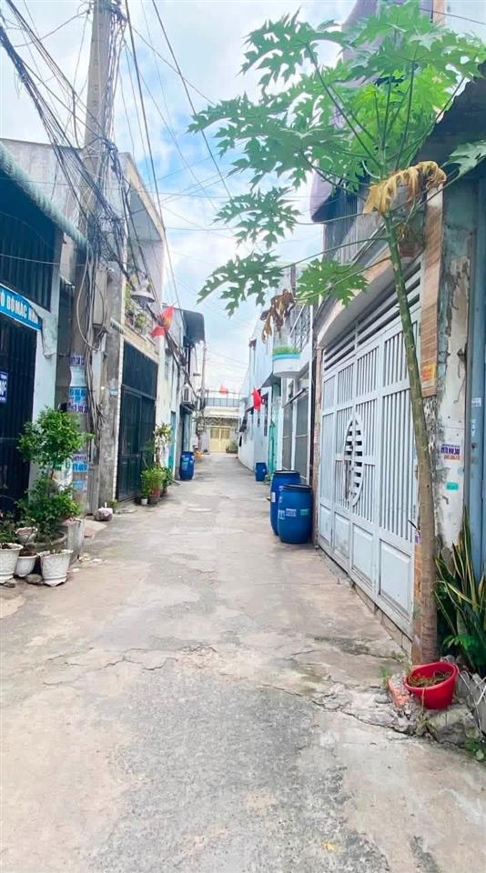 Siêu hot chỉ 2,5 tỷ 50m2 shr hxh, gần chợ ủy ban đông thạnh giáp quận 12.