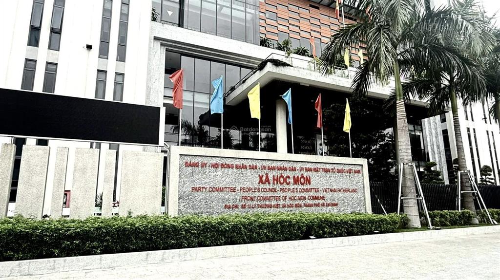 Bán nhà mặt tiền lê văn phiên, thị trấn hóc môn, 117m2 (5x24), đường 10m vỉa hè, chỉ 4.3 tỷ tl