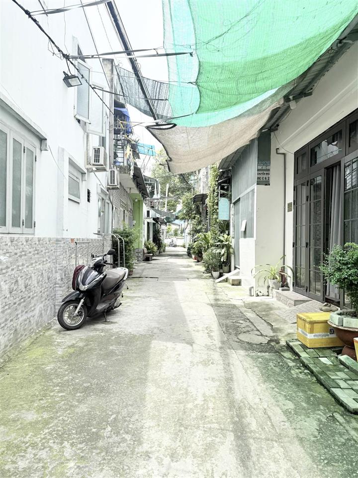 Nhà hẻm xe hơi trung mỹ tây, quận 12 giáp đường song hành 56m chỉ 3.85 tỷ tl.