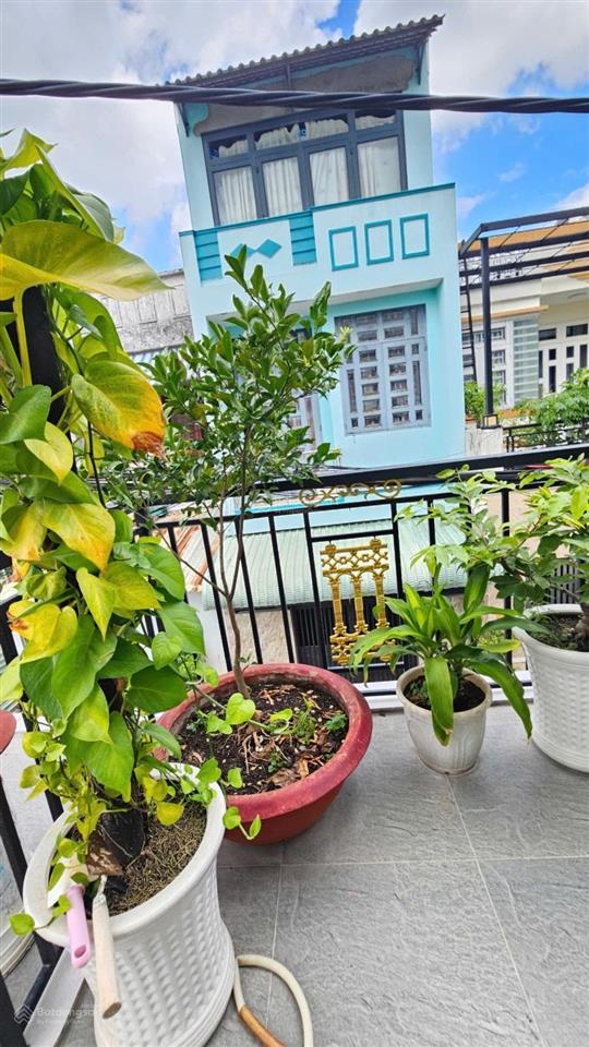 Nhà 2 tầng vừa ở vừa kinh doanh 2 phòng trọ hẻm ô tô thông gần bệnh viện quận 12 4,95 tỷ