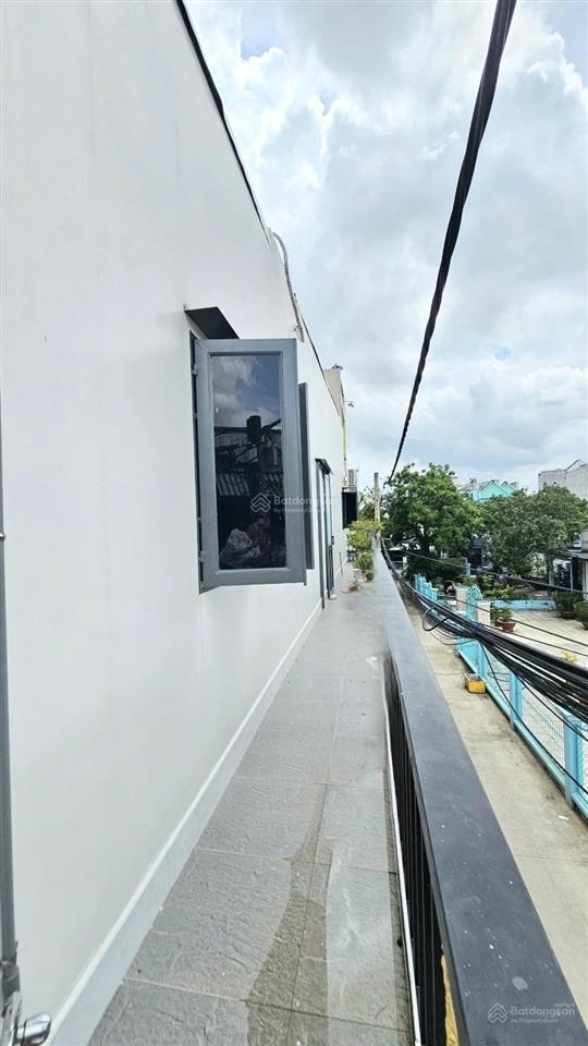 Nhà 2 tầng vừa ở vừa kinh doanh 2 phòng trọ hẻm ô tô thông gần bệnh viện quận 12 4,95 tỷ