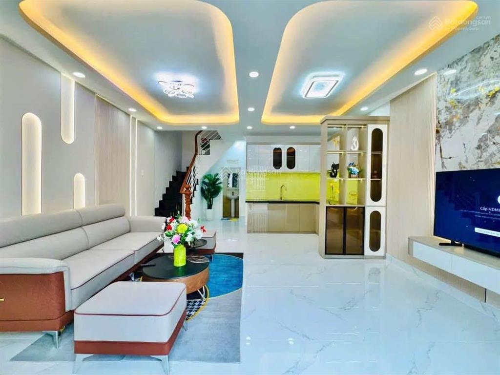 Nhà mặt tiền gò vấp phường 11 đường số 4, 2 tầng btct kinh doanh sầm uất